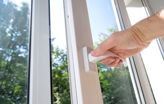 KunststofftÃ¼ren (PVC-TÃ¼ren)